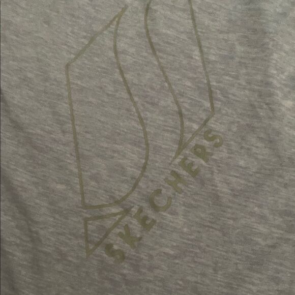 A bundle of Skechers and old navy Women's Tank Top - Picture 2 of 8